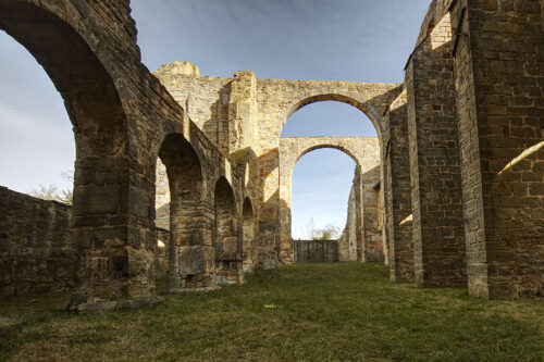 Ruined church in Walbeck. Dreamstime/Wirestock 269397039