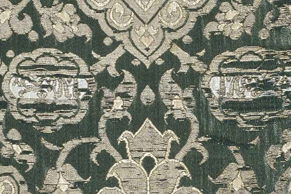 Detail of silk panel from Syria or Egypt in the 15th century © Victoria and Albert Museum, London, CC-BY-SA