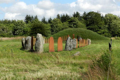 Bække Stone Ship with Runic Stone at the helmet . Photo: Thorkild Sørensen/thas.com