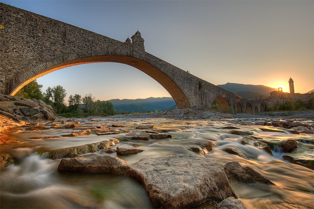 Roman Bridge at Bobbio source wikipedia - kata