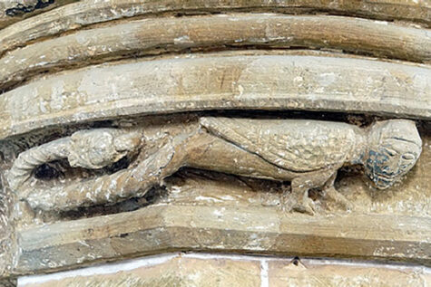 All Saint's in Burton Dassett features a series of carved animals on the North Aisle. © Great English Churches (By permission) https://greatenglishchurches.co.uk/html/burton_dassett.html