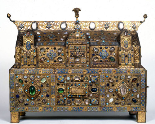 Chasse of Ambazac From the Treasury of Grandmont Limoges, ca. 1180 – 90 Gilded copper, champlevé enamel, rock crystal, semiprecious stones, faience, and glass Mairie d ’Ambazac Image: © Region Aquitaine-Limousin-Poitou-Charentes, Service de l’Inventaire et du Patrimoine Culturel (photograph by Philippe Rivière, 1993)