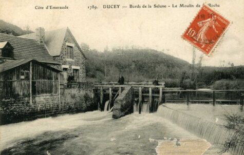 Ducey. postcard old Mill 1910. Source: Histothèque Jean-Vitel