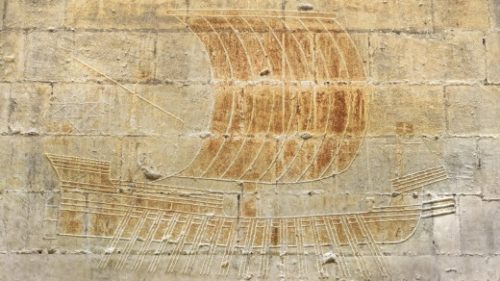 Graffiti of a ship found in the gallery in the castle of Tarascon. Sorce: Wikipedia