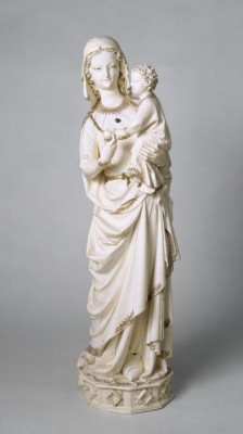 Ivory stauette of the Virgin from the 13th century- Louvre - © Réunion des musées nationaux (RMN).