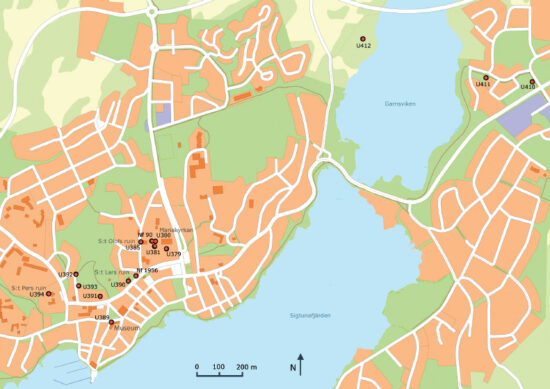 Plan of medieval Sigtuna with location of Runic Stones © Destinations Sigtuna