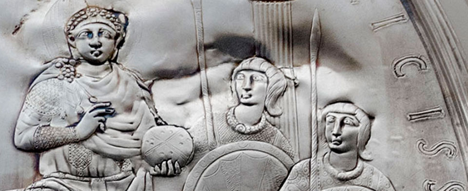 Hairstyles showing ears - and not. Goths depicted on the Missorium of Theodosius. Ca. AD 419. Source: Wikipedia/Ángel M. Felicísimo