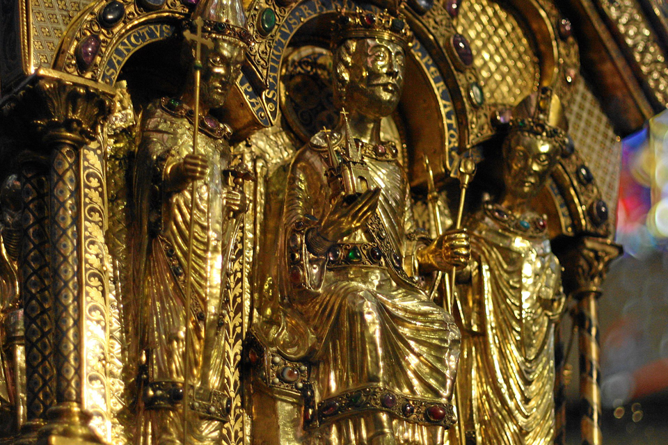 Karlsschrein - reliquary from Aachen. Source: Wikipedia
