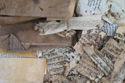 Manuscripts and fragments from the Genizah Archive © Cambridge University Library