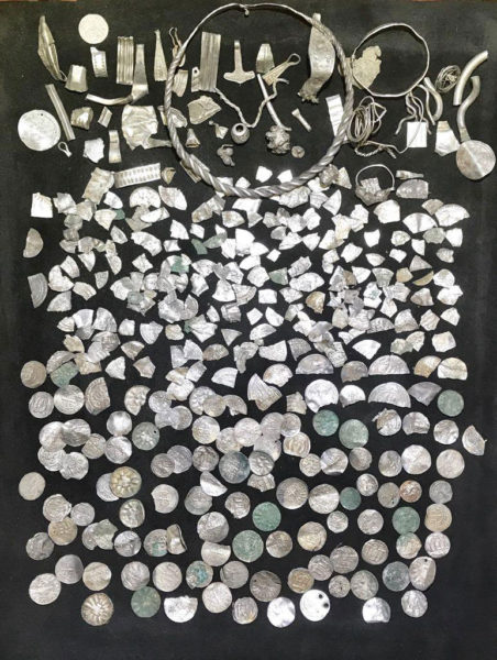 Hoard from Rügen 2018 with Cross Coins from the reign of Harold Blutooth © Landesamtes für Kultur und Denkmalpflege