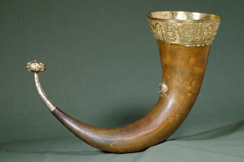 The small Norwegian Royal Drinking Horn © Natmus/Lennert Larsen cc-by-sa