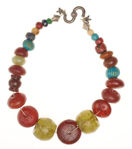 Necklace with pearls of glass and amber, ca. AD 160-230. From Kamienicka Szalachecka. © Museumof Archaeology, Gdansk
