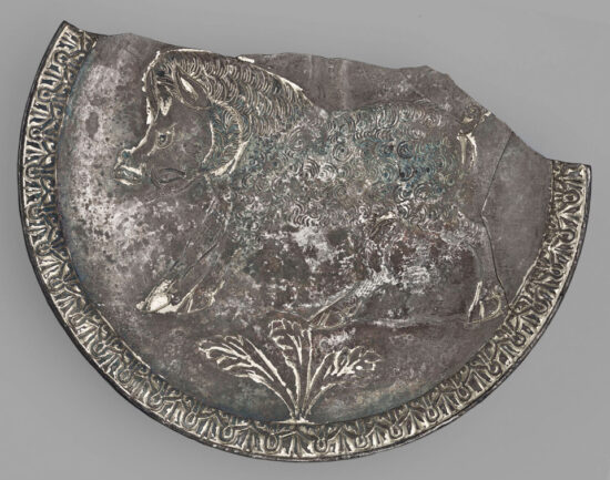 Silver Plate discovered in Toulouse, from the 5th century. © Museum of Warsaw