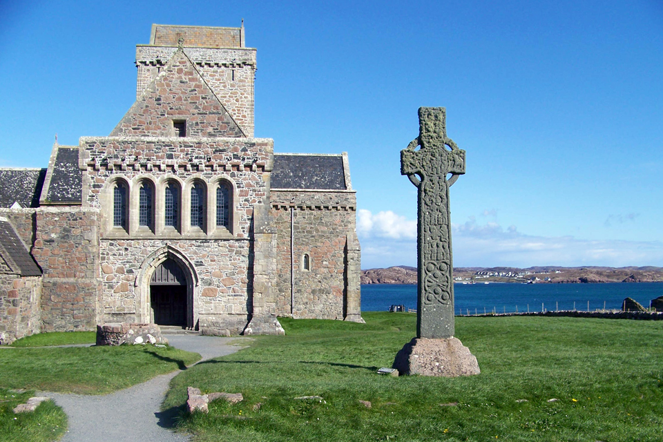 St Martin's Cross at Iona. Source: wikipedia