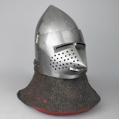 Visored Bascinet c. 1390 -1410, Milano. © Wallace Collection