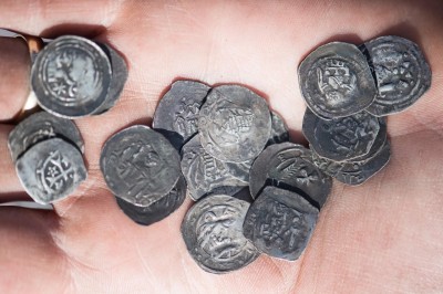Coins from Kiskunmajsán, Hungary 1241