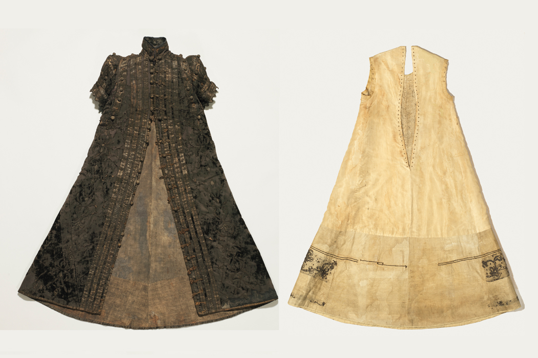 combined combined wide gown and underdress. Germanisches National Museum Nürnberg