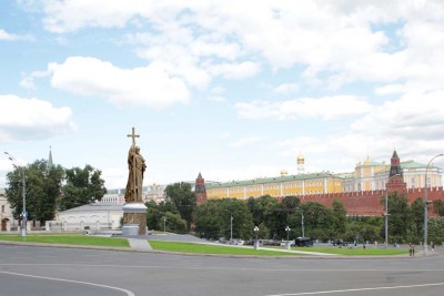 detail Statue in front of the Kremlin