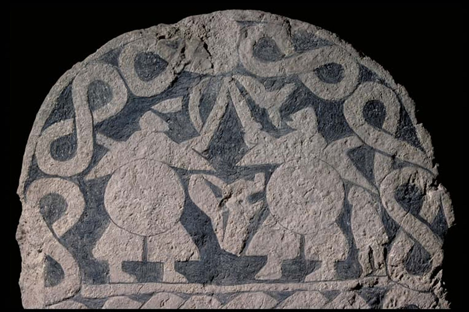 Fighting Vikings on a bild stone from Smiss, Gotland. 8th Century. Historiska Museet. Source: wikipedia