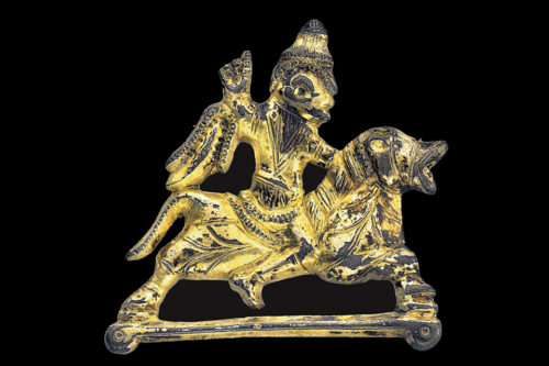 Frankish Fibula c. 400-600from Xanten. The rider carries a helmet and a cloak. Source: Wikimedia