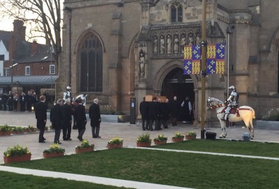 Richard III being carried into Leicester cathedral