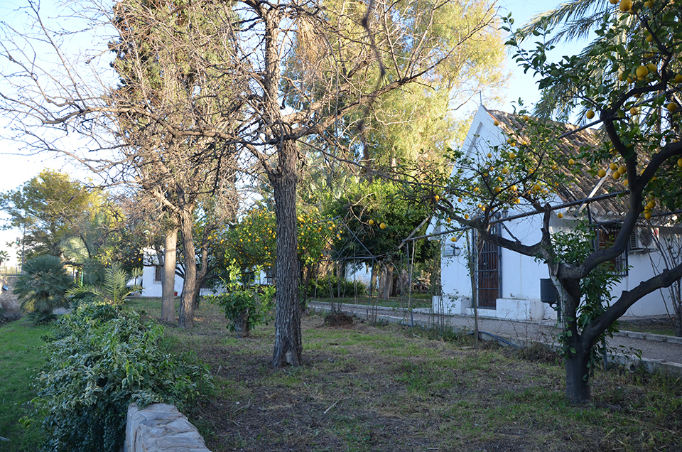 Small garden and house in Spanish Open Air Museum ©Schousboe