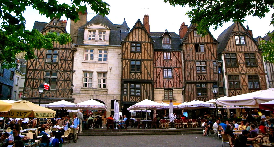 Tours - Place Plumerau
