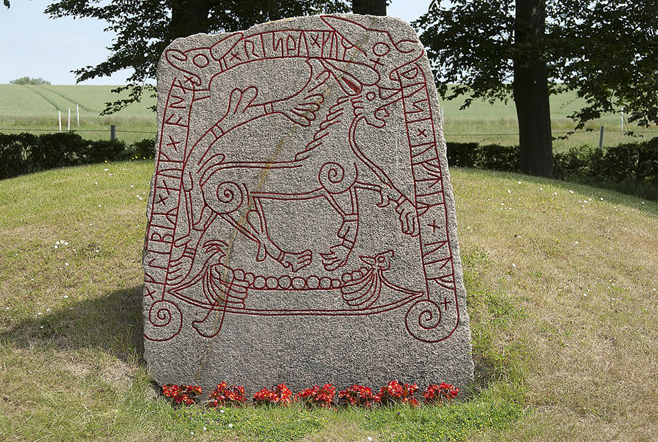 Fenrir on the Tullatorpstone c. 1000 © Sven Rosborn CC